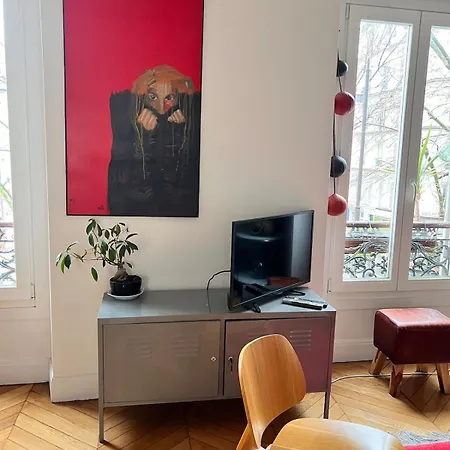 Apartament 3 Centre Spacieux, Calme & Bien Situe Paryż